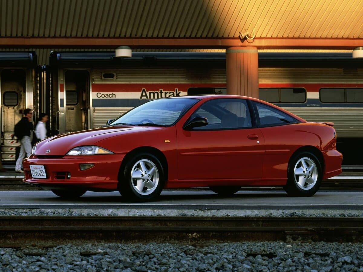 Toyota Cavalier 1995 – 2000 — Əsas şəkil