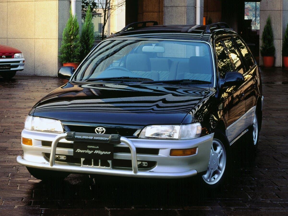 Toyota Corolla VII (E100) — Öndən
