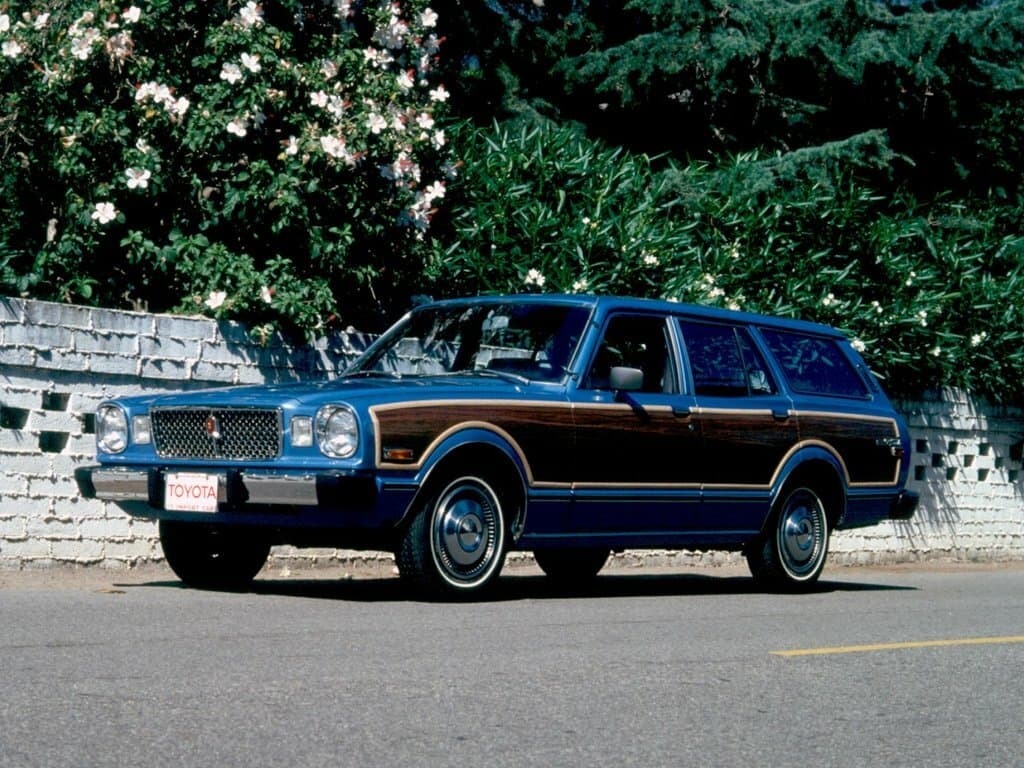 Toyota Cressida I (X30, X40) — Əsas şəkil