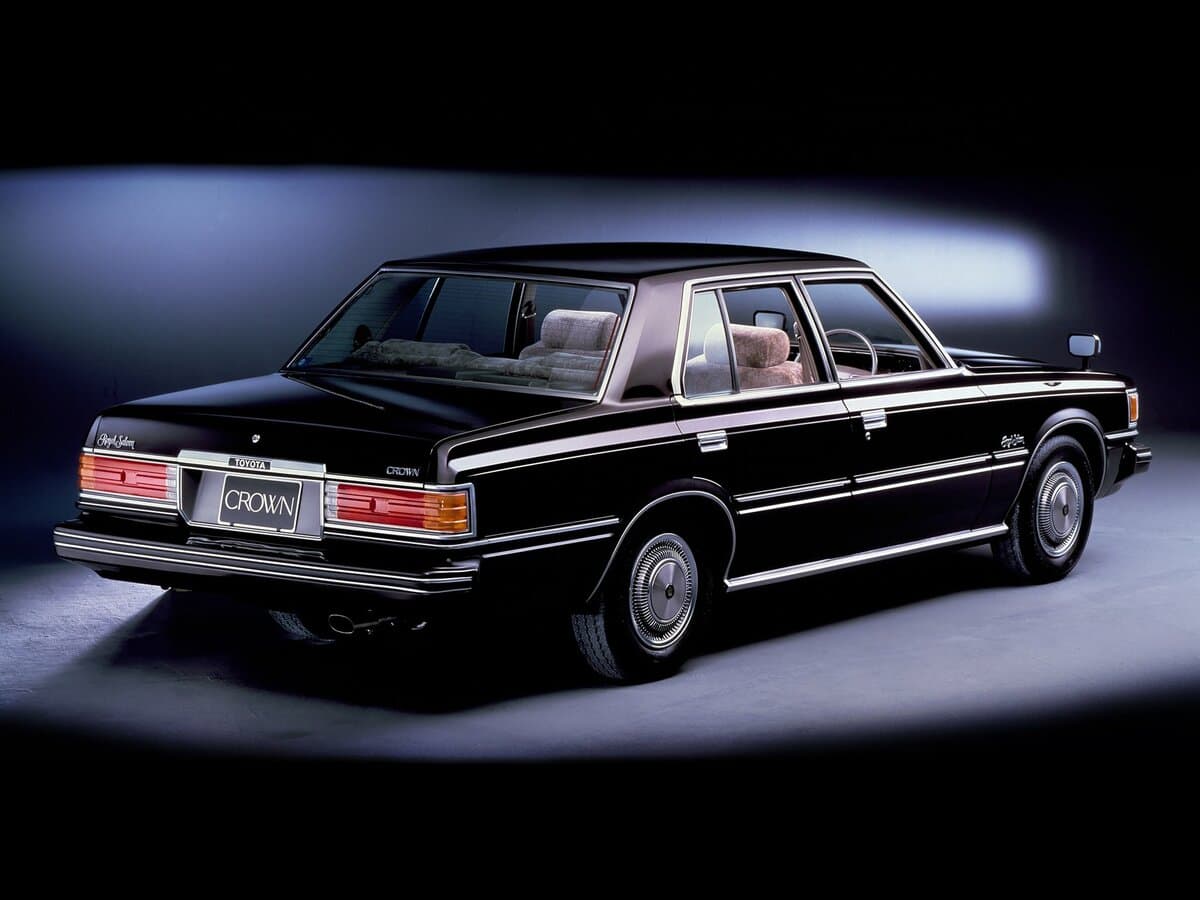 Toyota Crown VI (S110) — 3/4 arxadan