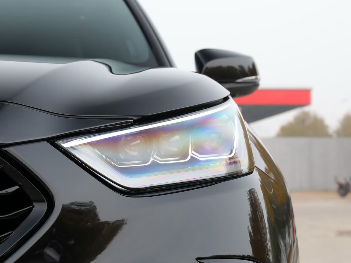 Toyota Crown Kluger 2021 – indiyədək — Fara