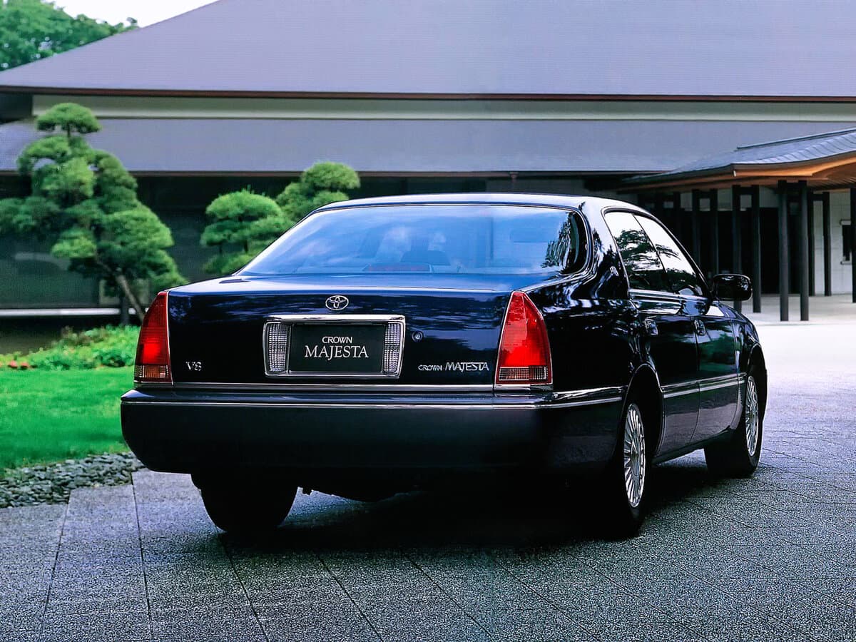 Toyota Crown Majesta II (S150) — Arxadan