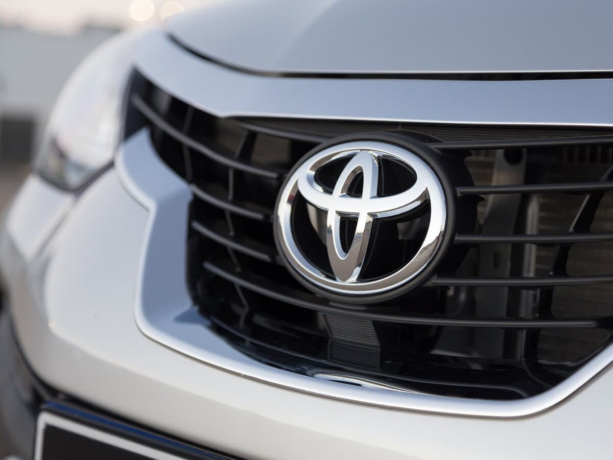 Toyota Etios I Restayling — Salon, öndən