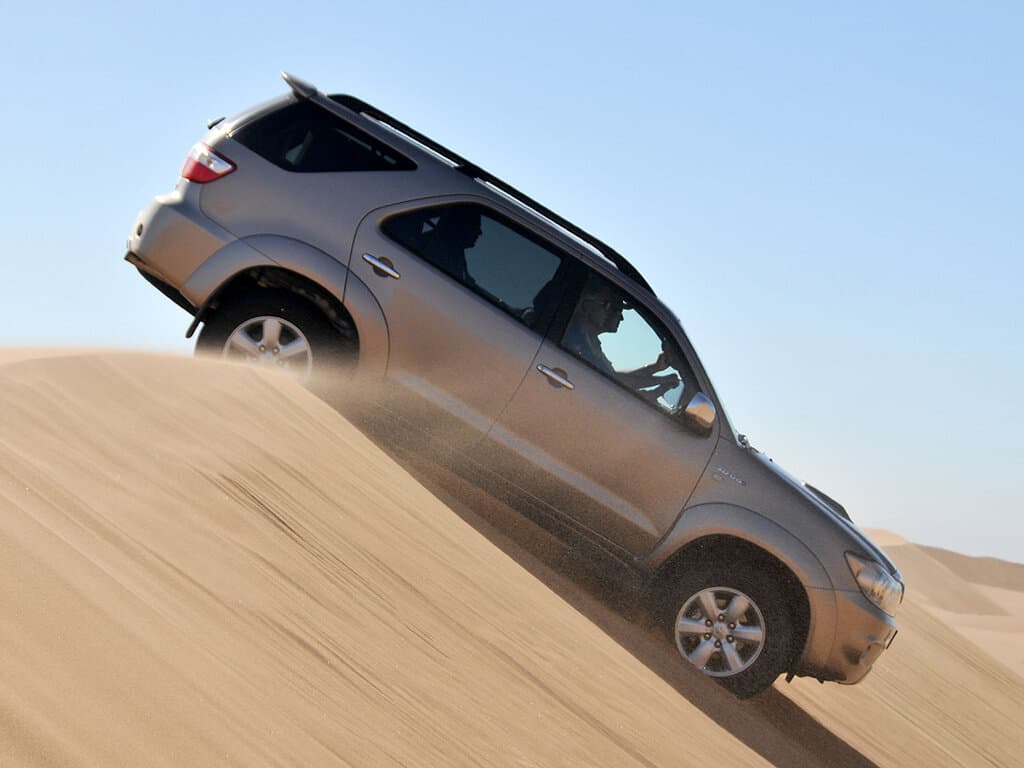 Toyota Fortuner I Restayling — Yandan