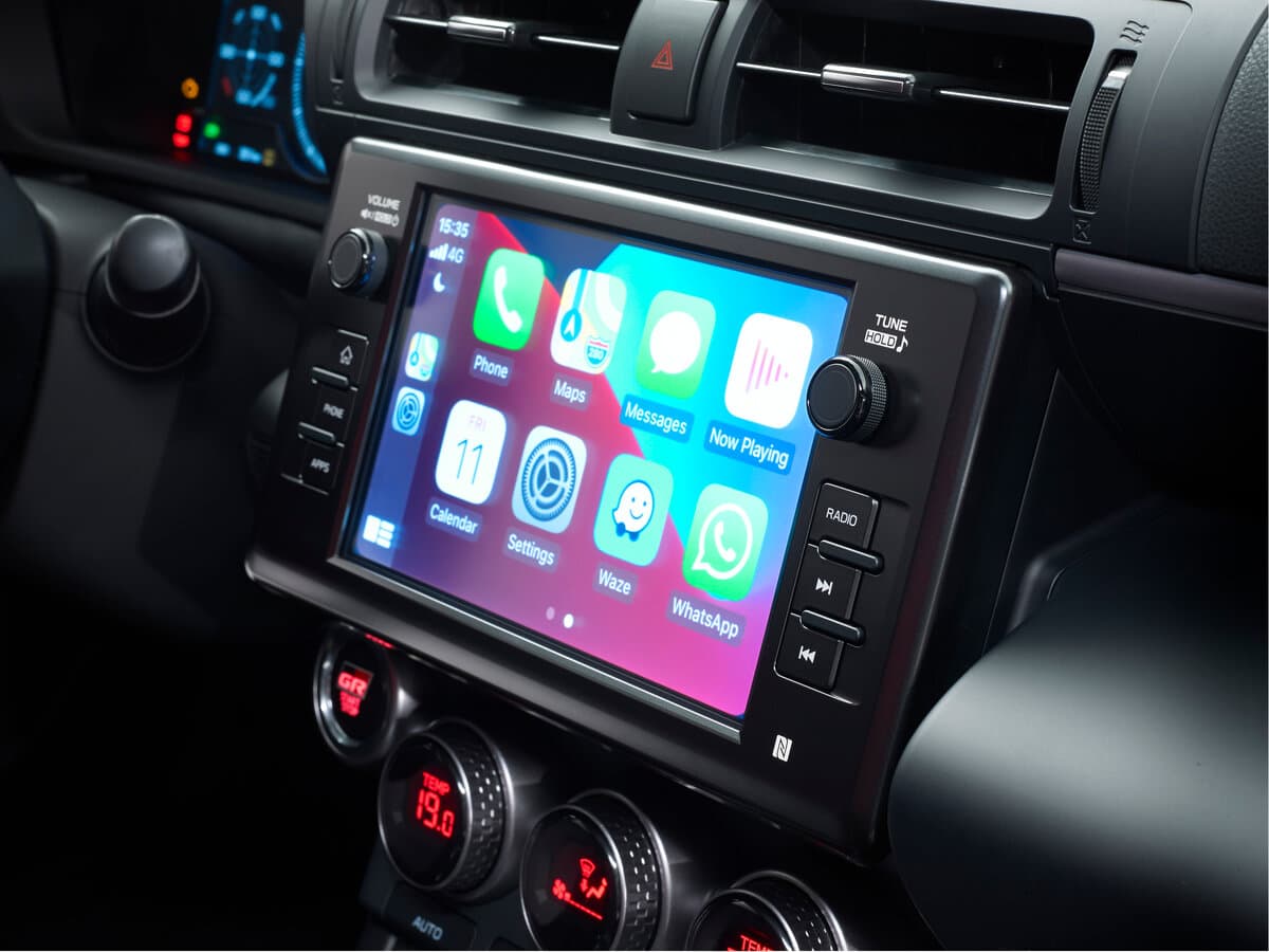 Toyota GR86 2021 – indiyədək — Salon, arxadan