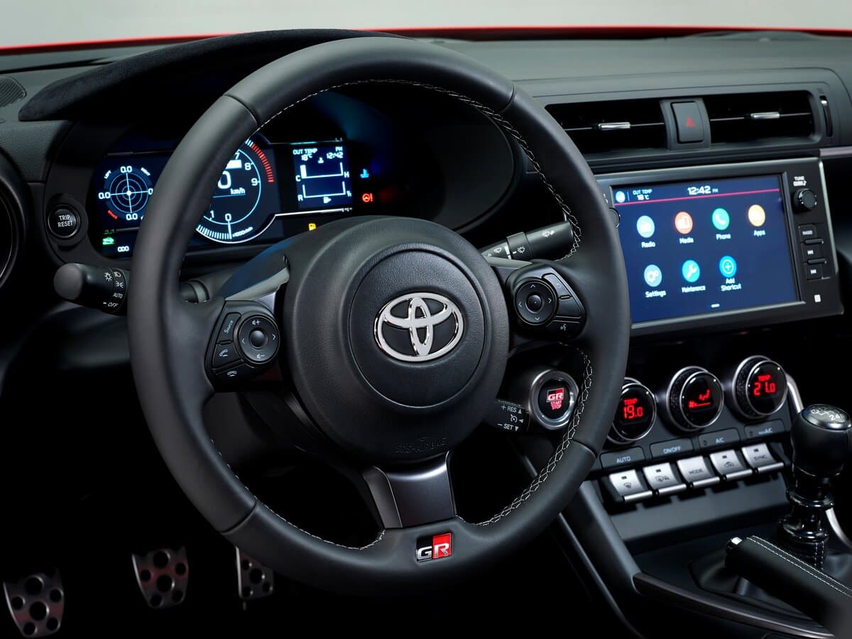 Toyota GR86 2021 – indiyədək — Sükan
