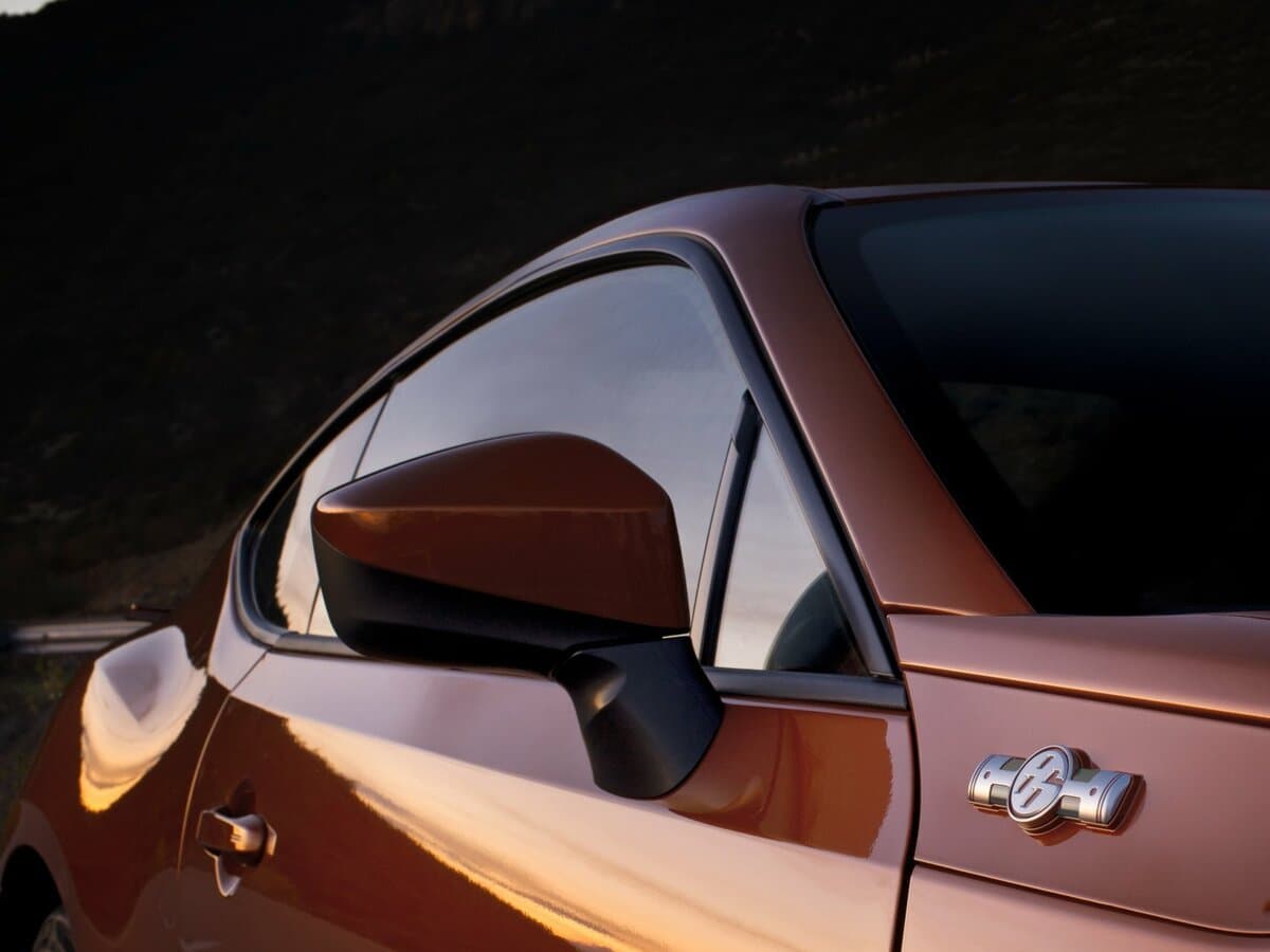 Toyota GT86 I — Yan güzgü