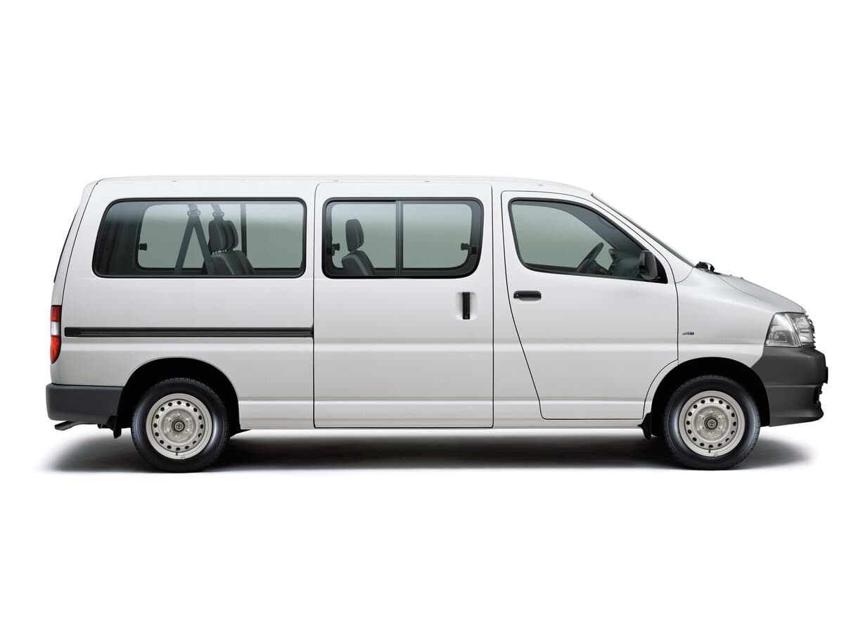 Toyota HiAce XH10 Restayling — Yandan