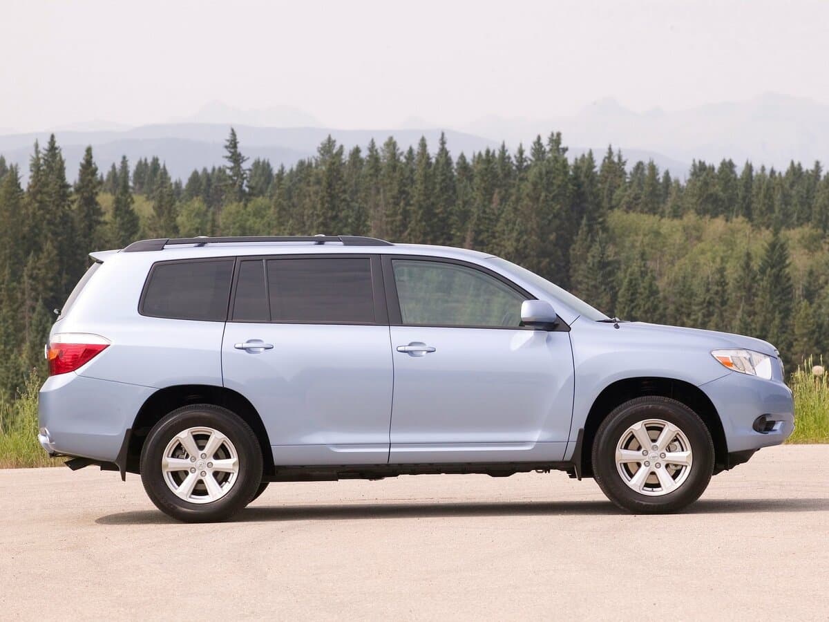Toyota Highlander II (XU40) — Yandan
