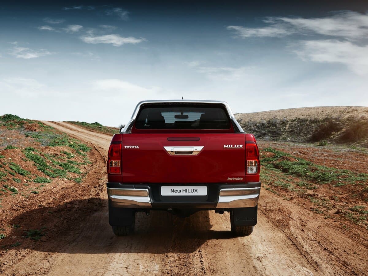Toyota Hilux VIII — Arxadan