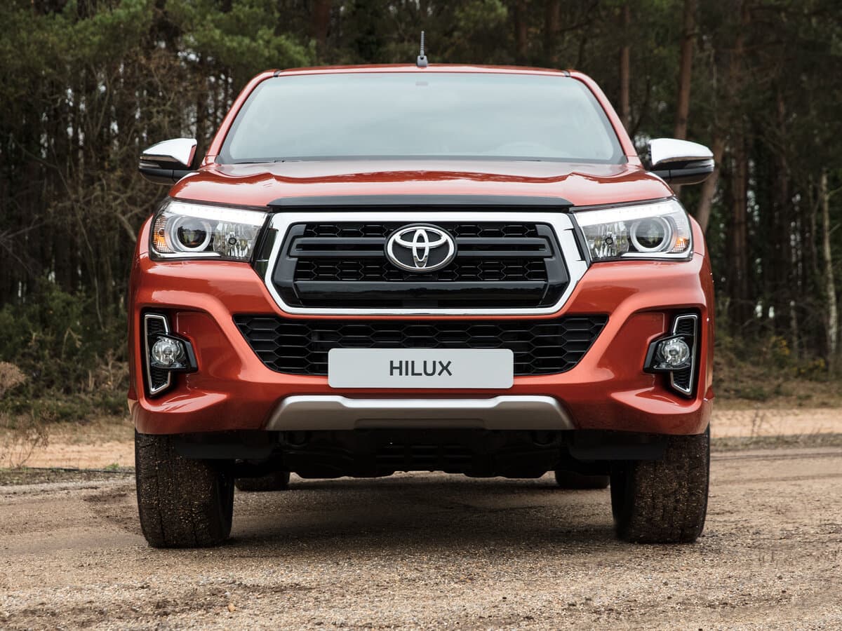 Toyota Hilux VIII Restayling — Öndən