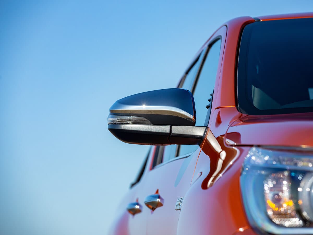 Toyota Hilux VIII Restayling — Yan güzgü