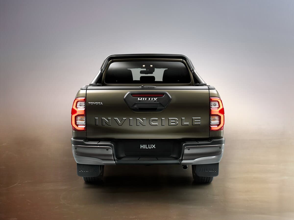 Toyota Hilux VIII Restayling 2 — Arxadan