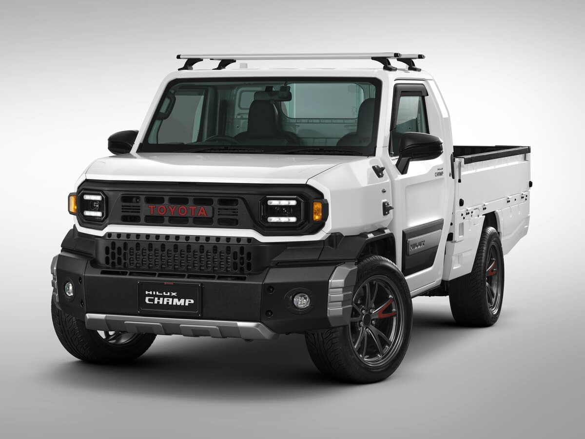 Toyota Hilux Champ 2023 – indiyədək — Öndən