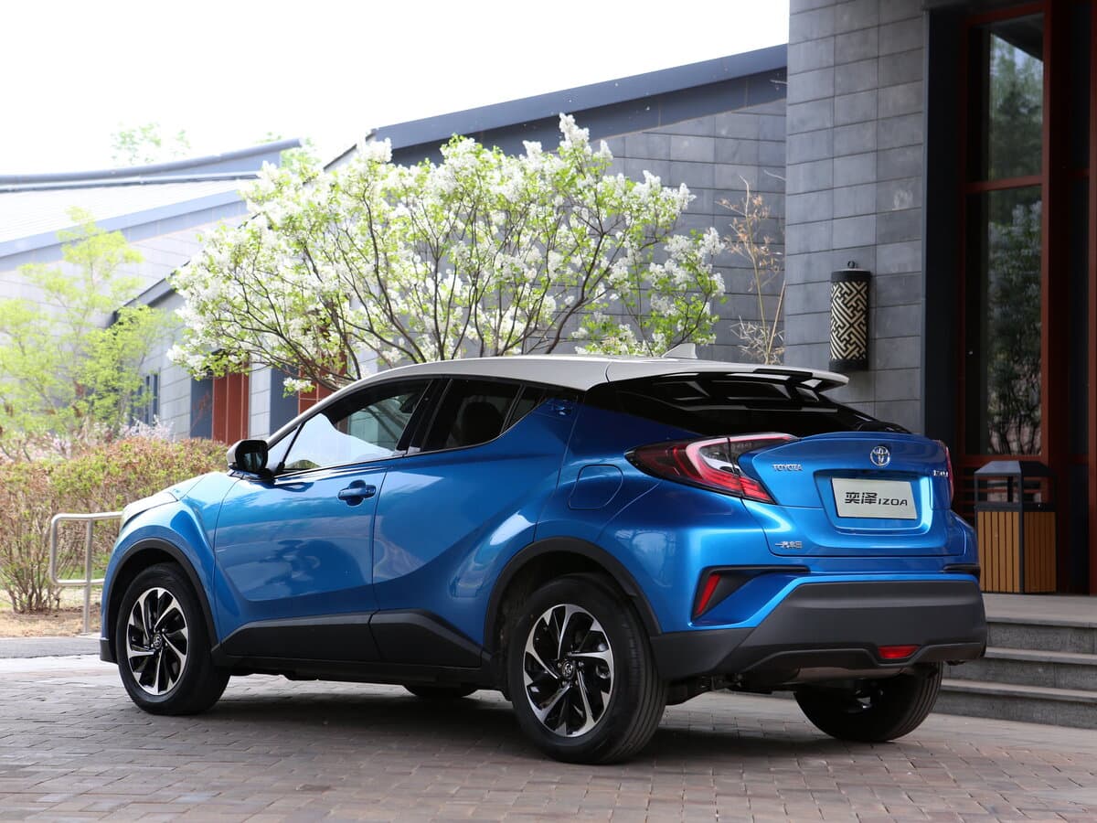Toyota Izoa I — 3/4 arxadan
