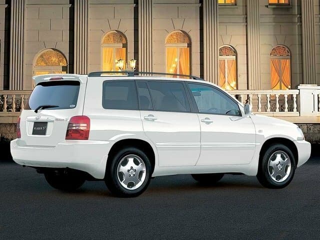 Toyota Kluger I (XU20) — 3/4 arxadan