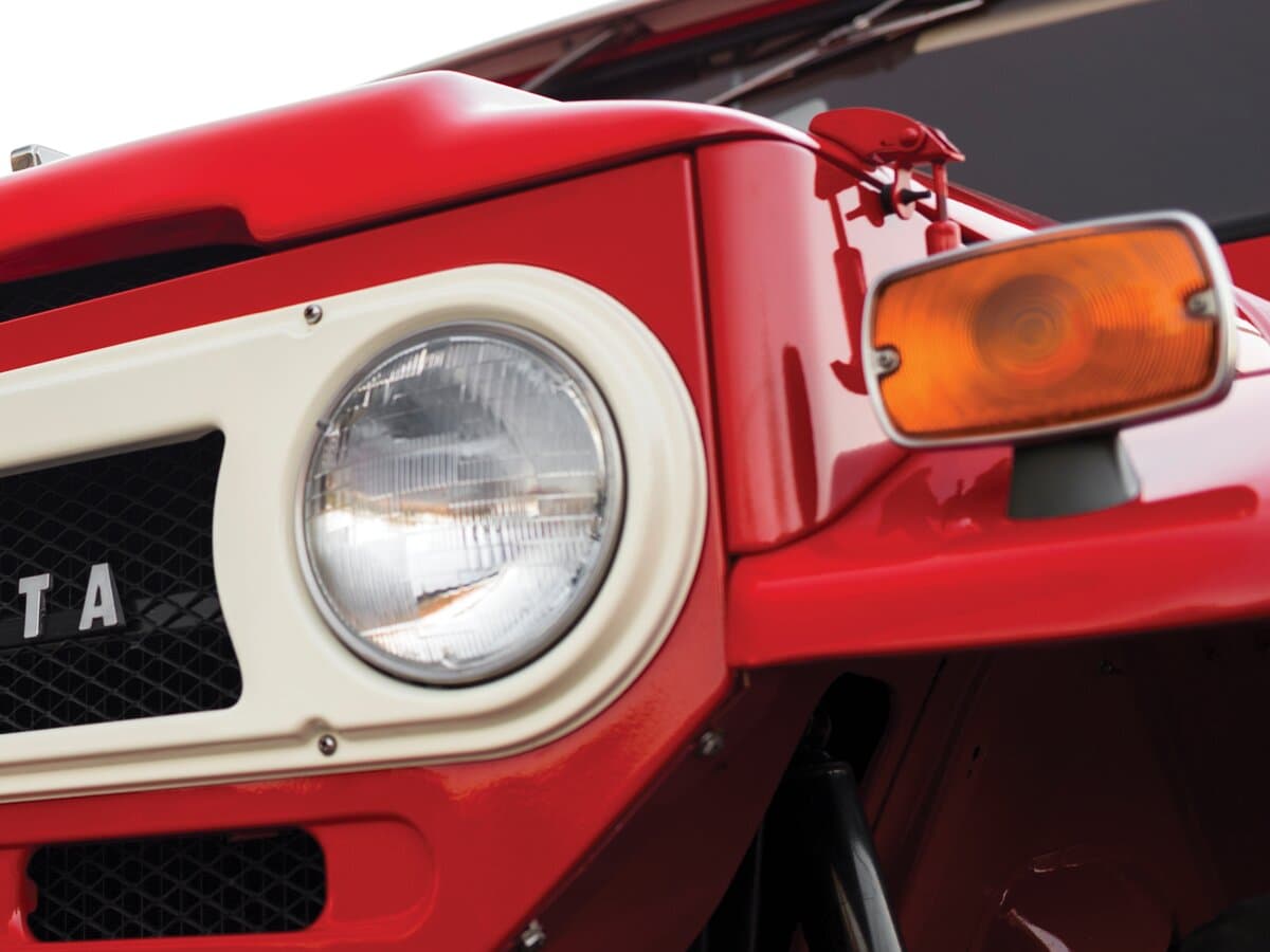 Toyota Land Cruiser 40 Series — Fara