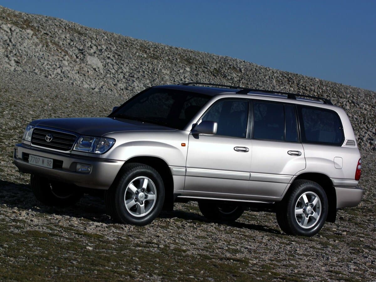 Toyota Land Cruiser 100 Series Restayling 1 — Əsas şəkil