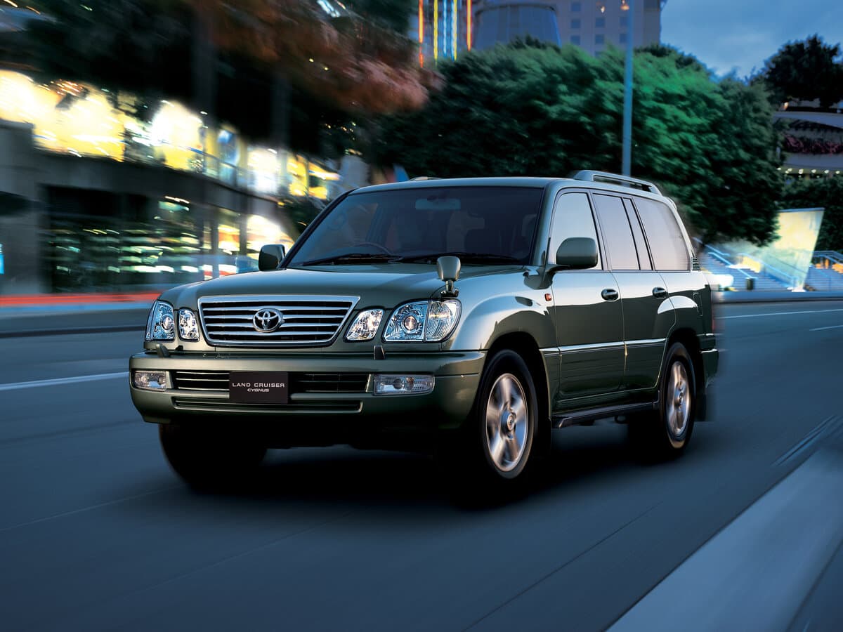 Toyota Land Cruiser 100 Series Restayling 2 — Öndən