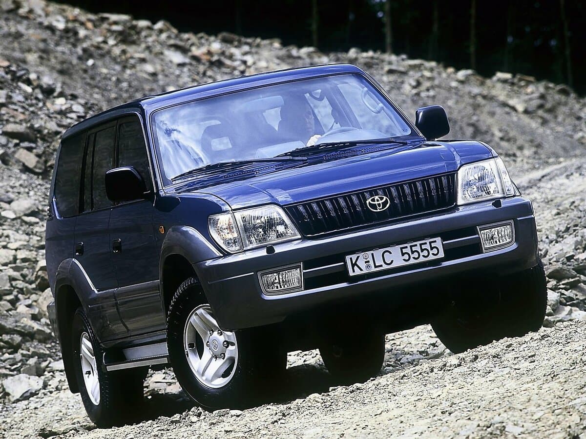 Toyota Land Cruiser Prado 90 Series Restayling — Öndən