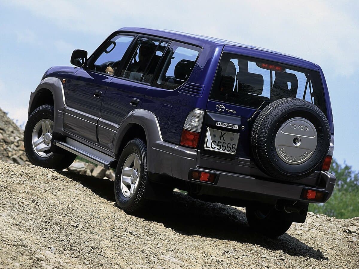 Toyota Land Cruiser Prado 90 Series Restayling — 3/4 arxadan