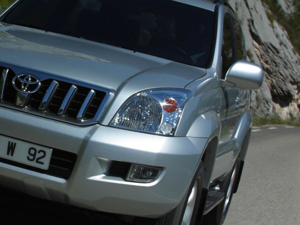 Toyota Land Cruiser Prado 120 Series — Fara