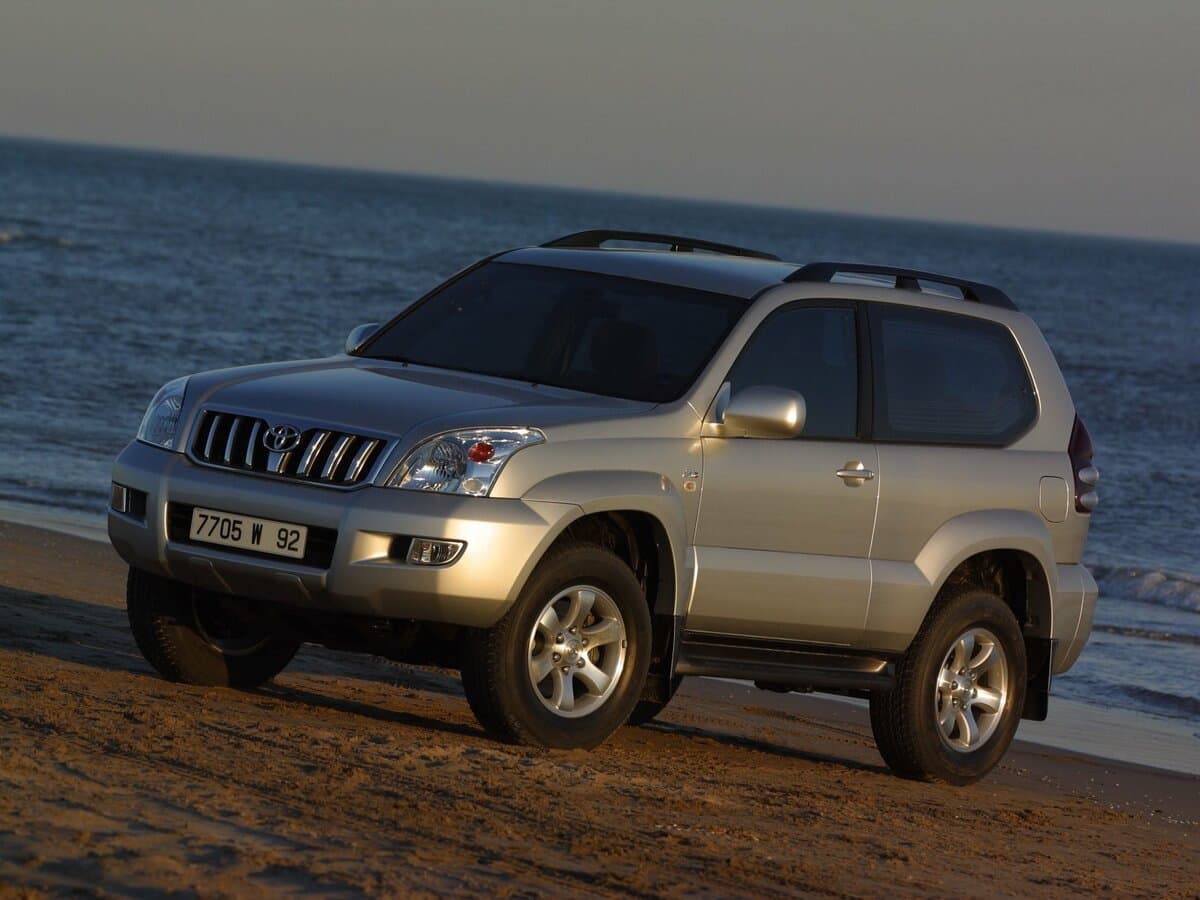 Toyota Land Cruiser Prado 120 Series — Əsas şəkil