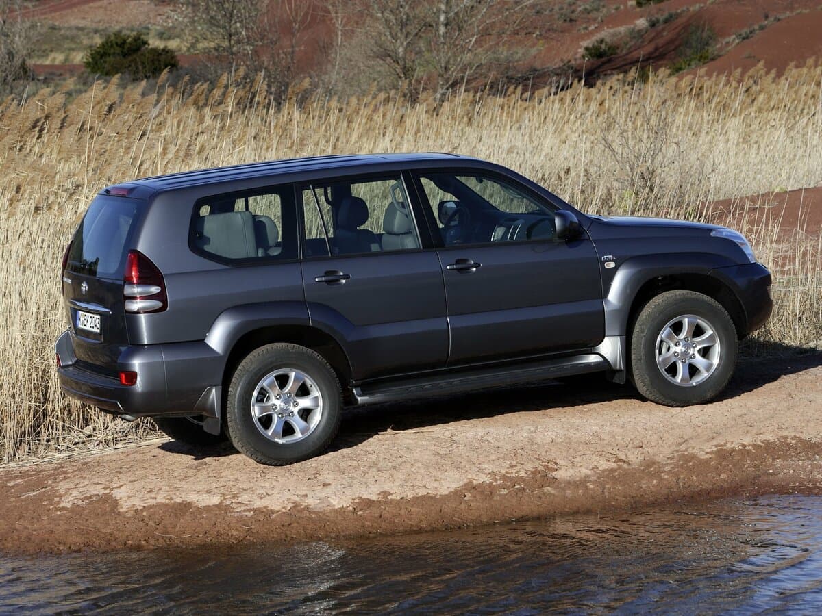 Toyota Land Cruiser Prado 120 Series Restayling — Yandan