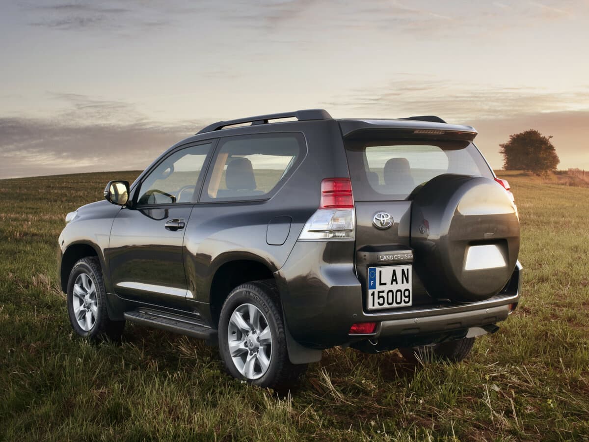 Toyota Land Cruiser Prado 150 Series — 3/4 arxadan