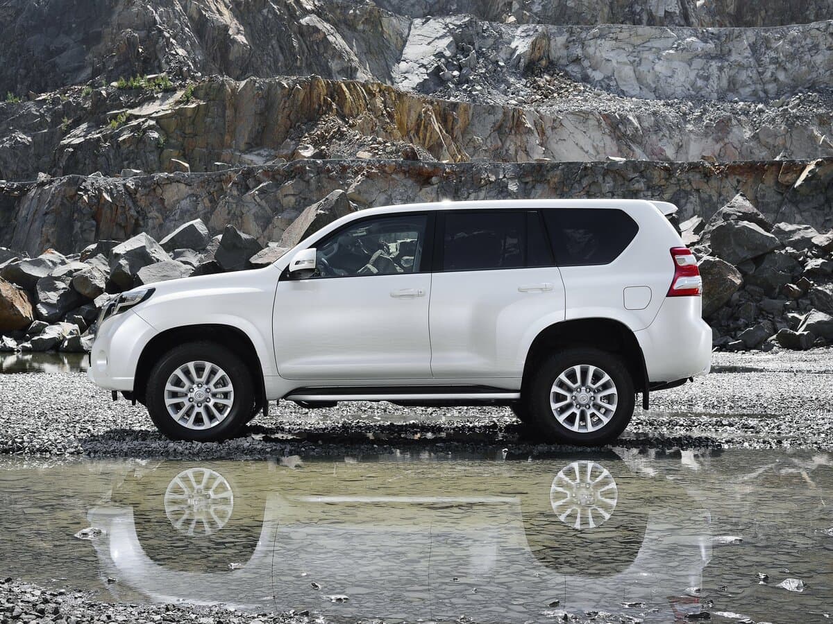 Toyota Land Cruiser Prado 150 Series Restayling 1 — Yandan
