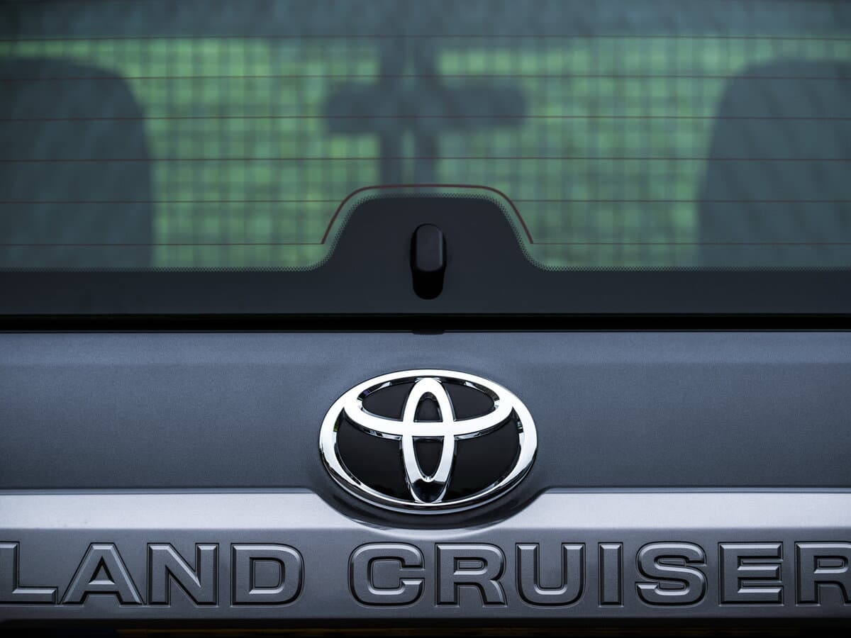 Toyota Land Cruiser Prado 150 Series Restayling 3 — Salon, öndən