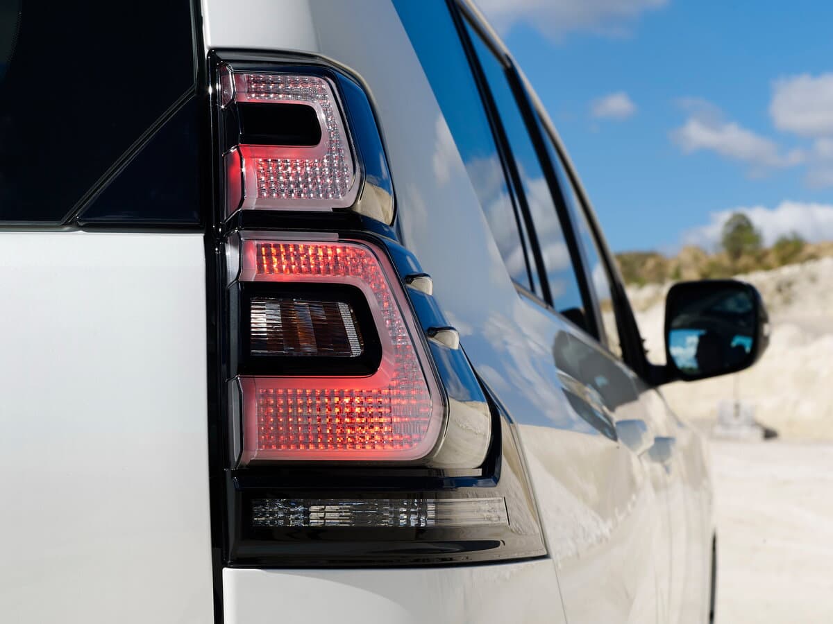 Toyota Land Cruiser Prado 150 Series Restayling 3 — Detal