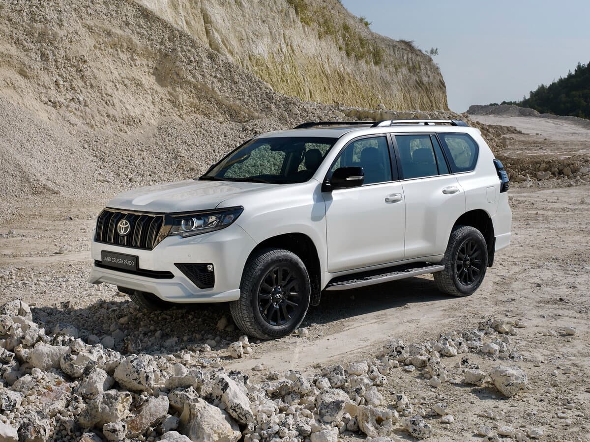 Toyota Land Cruiser Prado 150 Series Restayling 3 — Əsas şəkil