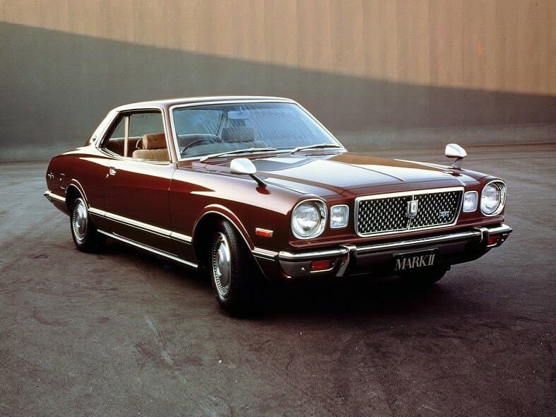 Toyota Mark II III (X30) — Öndən