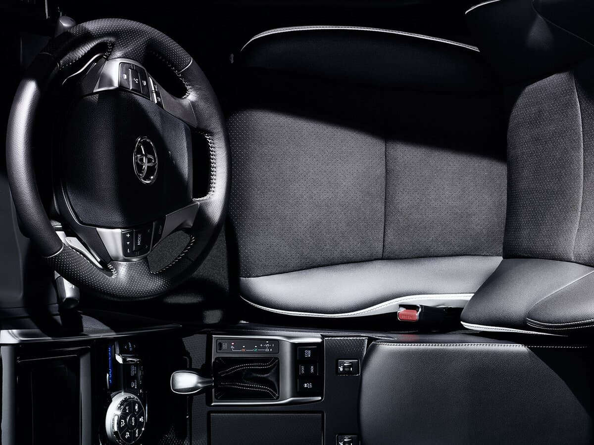 Toyota Mark X II Restayling 2 — Salon, öndən