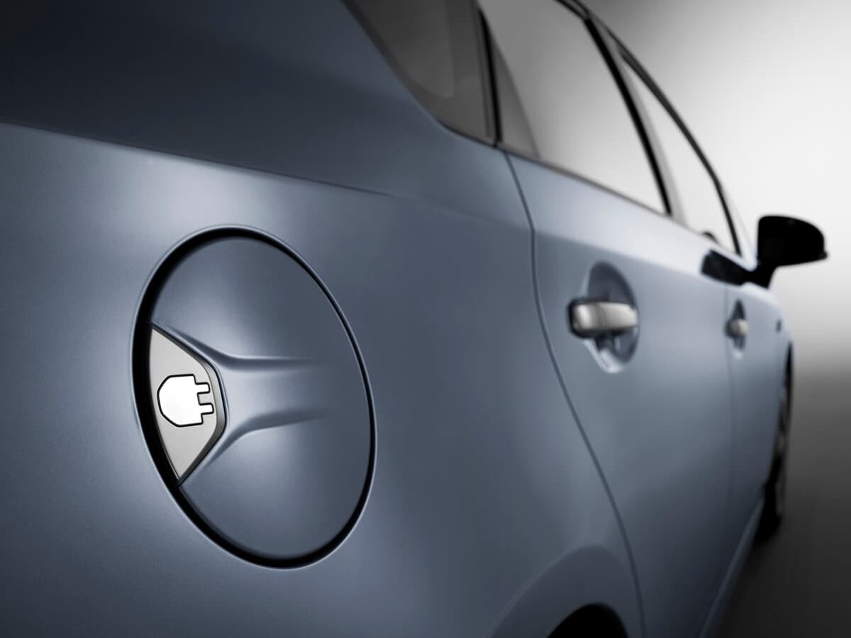 Toyota Prius III Restayling (XW30) — Salon, arxadan