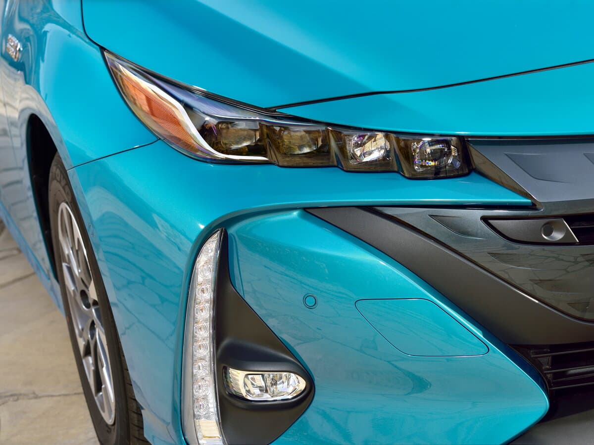 Toyota Prius IV (XW50) — Yan güzgü