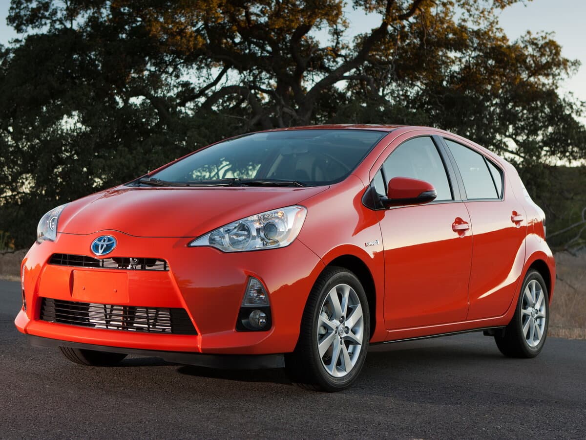 Toyota Prius c I — Əsas şəkil