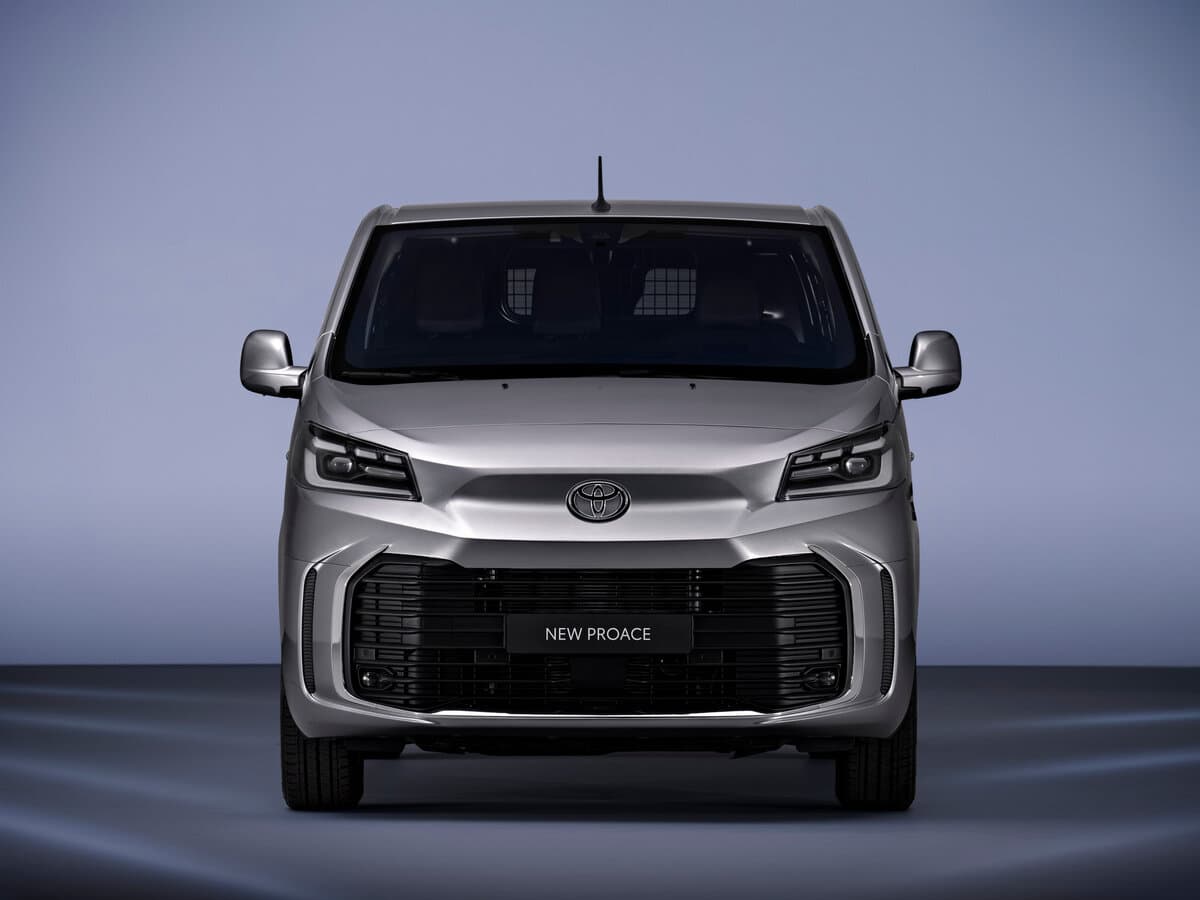Toyota ProAce II Restayling — Öndən