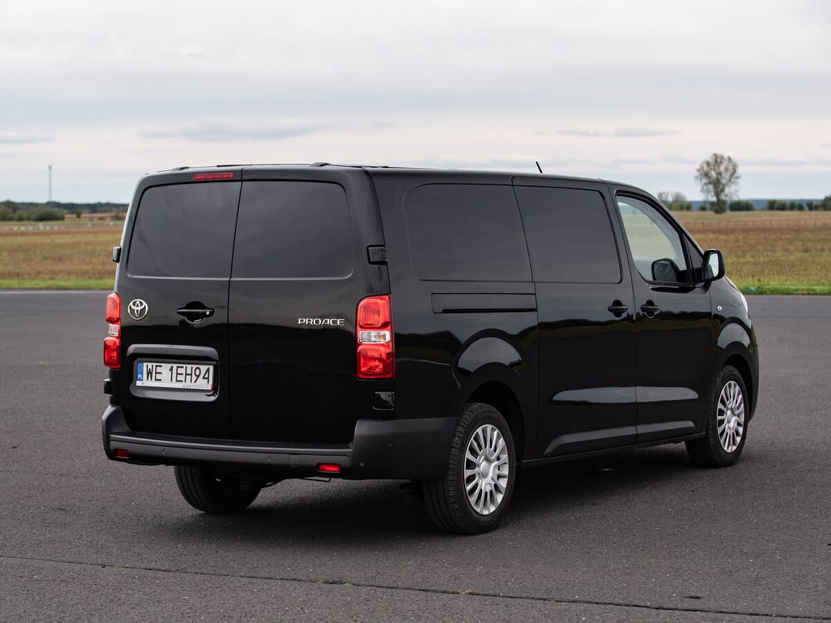 Toyota ProAce II Restayling — 3/4 arxadan
