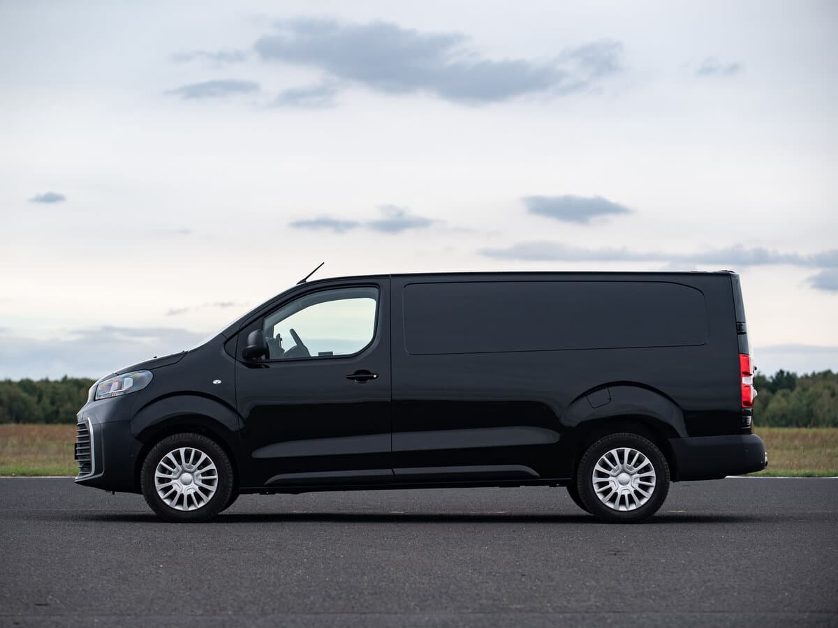 Toyota ProAce II Restayling — Yandan