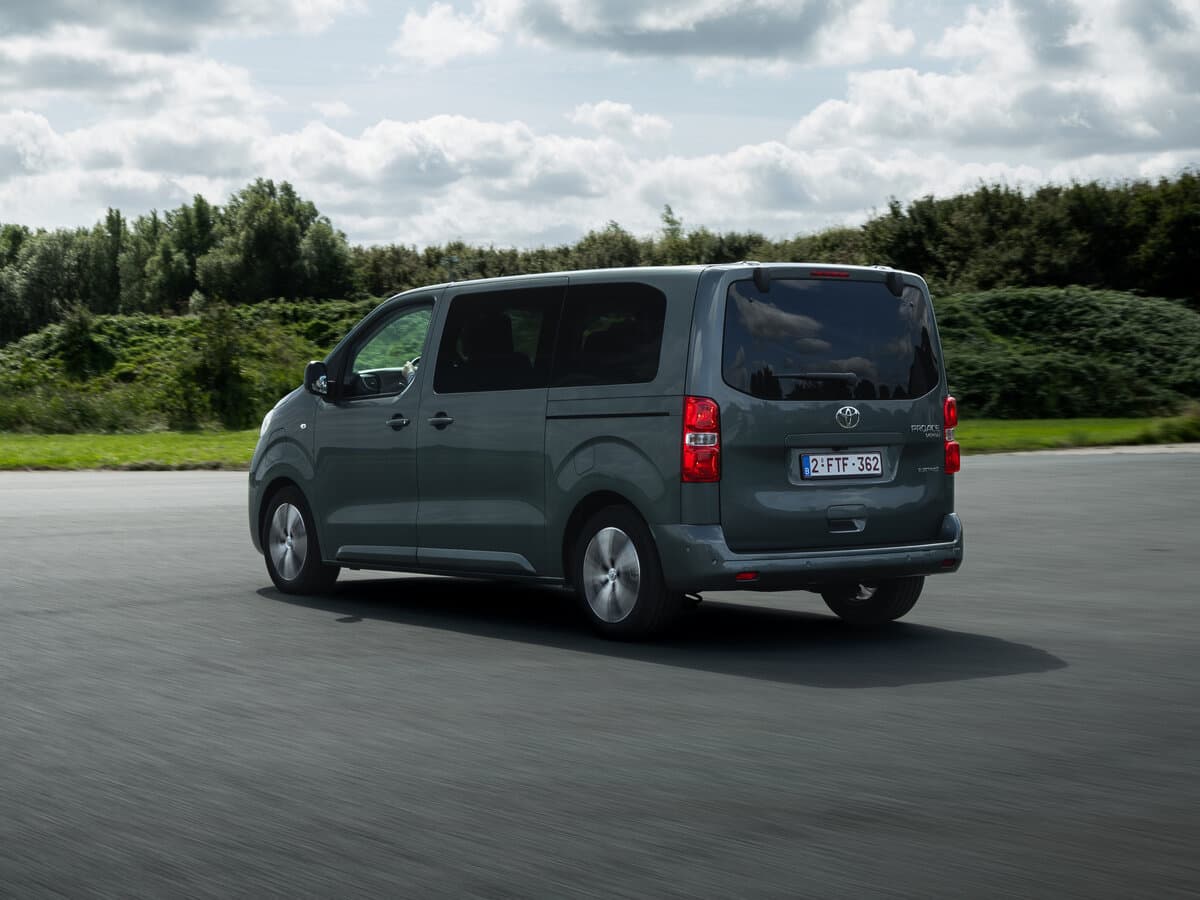 Toyota ProAce II Restayling — 3/4 arxadan