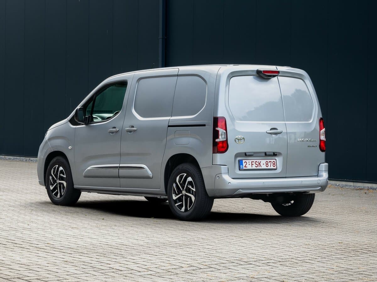 Toyota ProAce City I Restayling — 3/4 arxadan