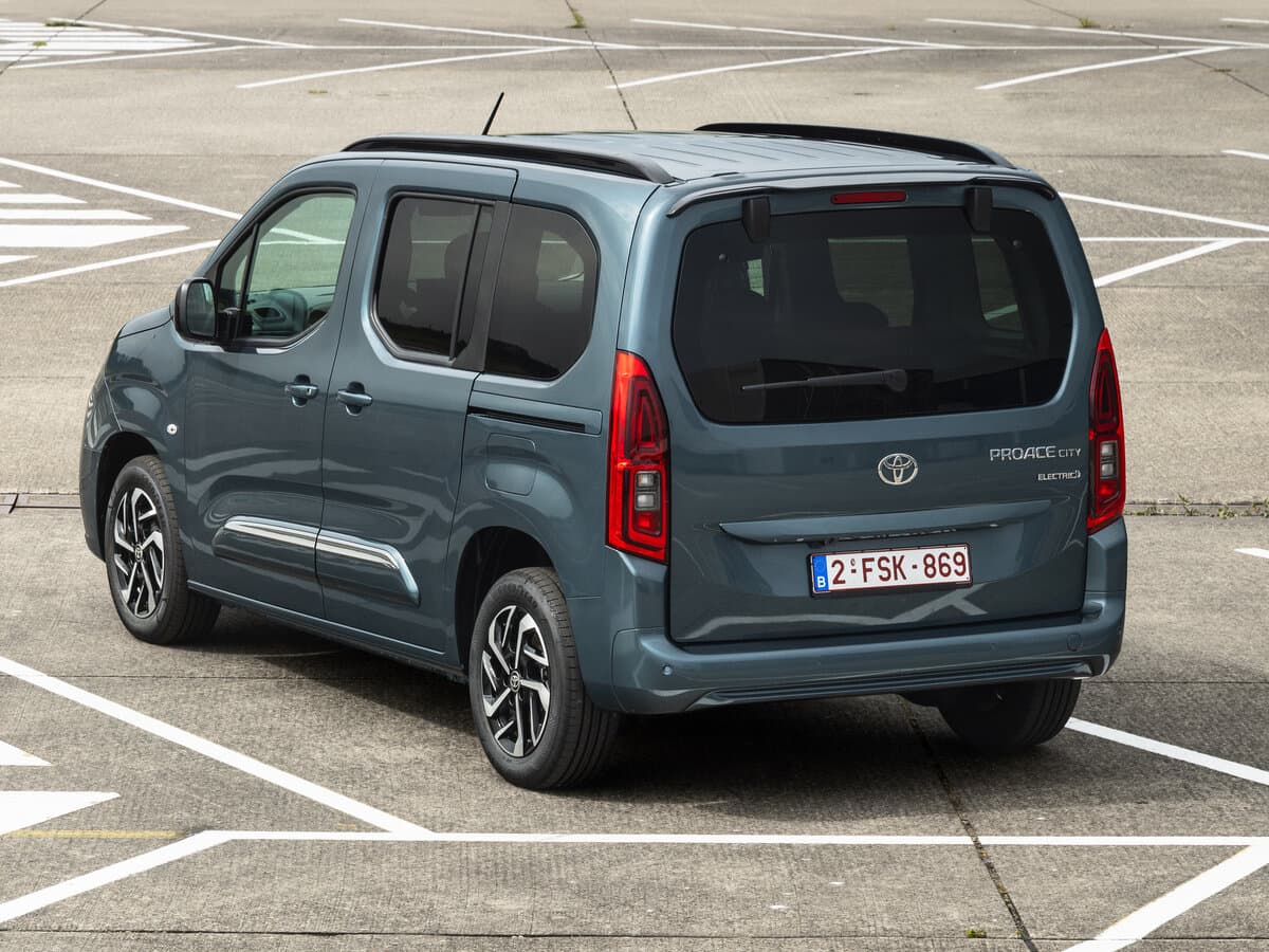 Toyota ProAce City I Restayling — 3/4 arxadan