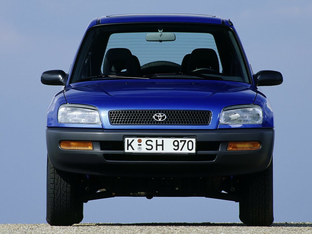 Toyota RAV4 I (XA10) — Öndən
