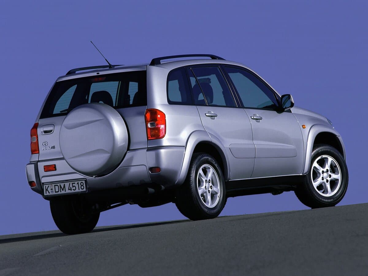 Toyota RAV4 II (XA20) — 3/4 arxadan