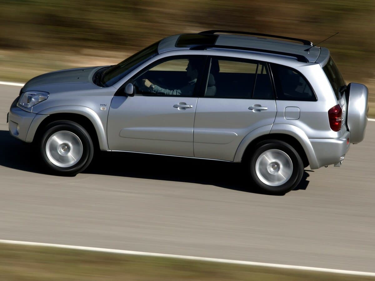 Toyota RAV4 II (XA20) Restayling — Yandan
