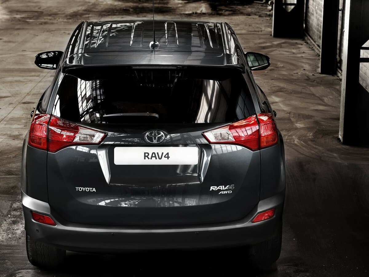 Toyota RAV4 IV (XA40) — Arxadan