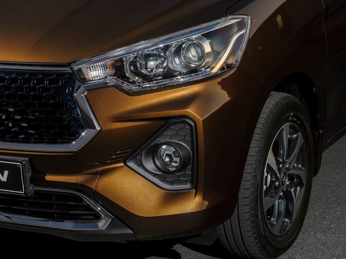 Toyota Rumion I Restayling — Fara