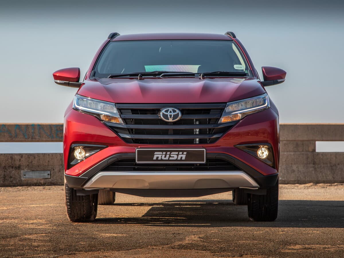 Toyota Rush II — Öndən